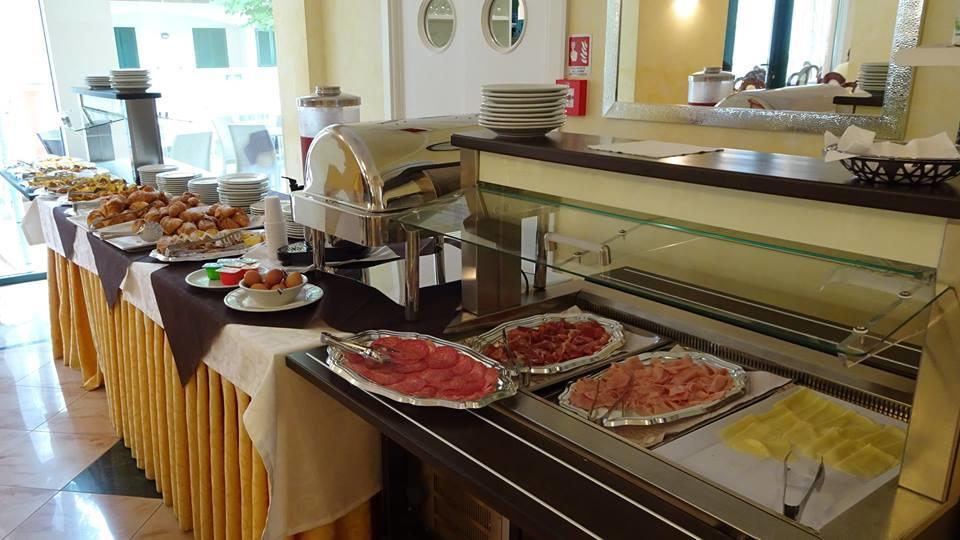 Hotel Misano Misano Adriatico Eksteriør billede